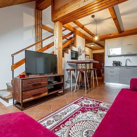Apartman Mezonet Na Namesti كَشّا المظهر الخارجي الصورة