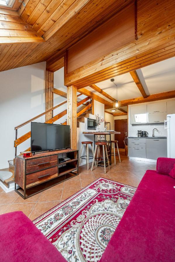 Apartman Mezonet Na Namesti كَشّا المظهر الخارجي الصورة