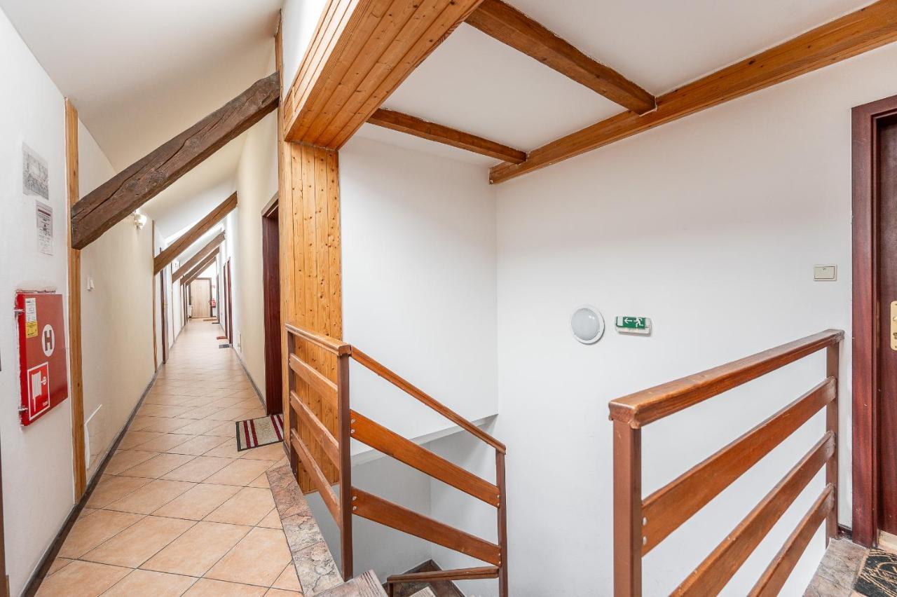 Apartman Mezonet Na Namesti كَشّا المظهر الخارجي الصورة